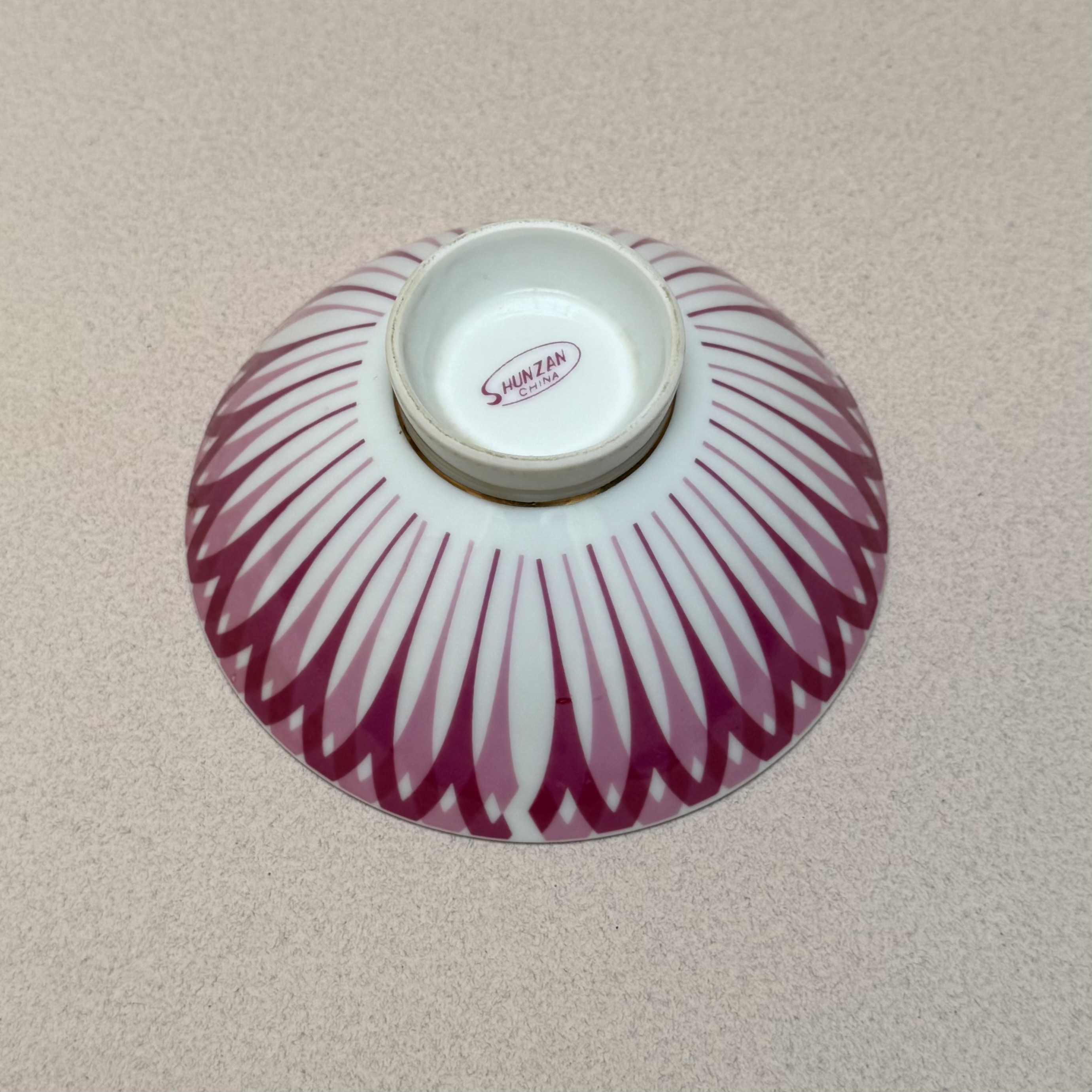 پیاله برنج‌خوری ژاپنی ۲۰۰۶۴