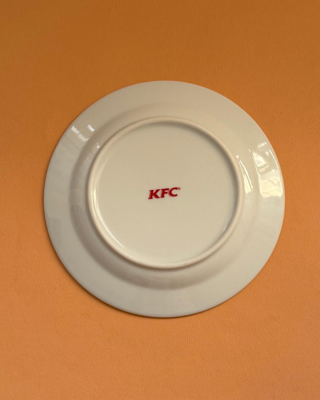 بشقاب تبلیغاتی پیترربیت* KFC